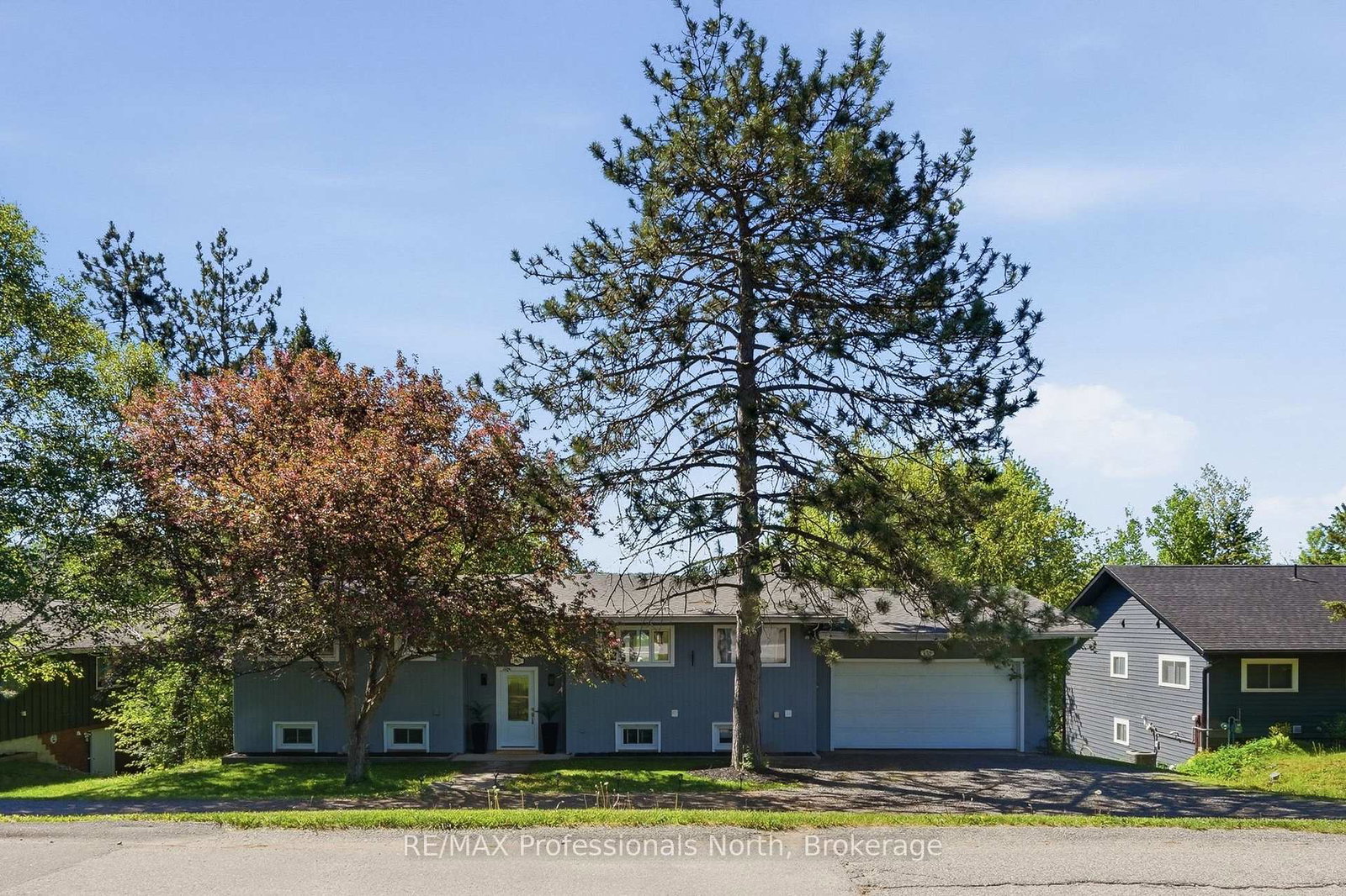 155-hunters-bay-drive-huntsville-ontario-x13248684