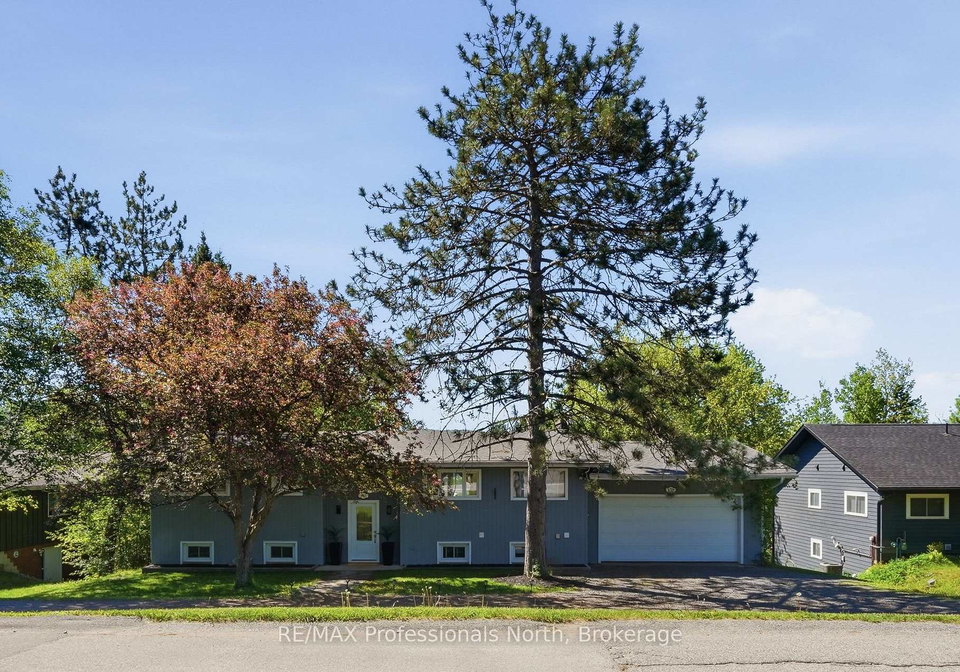 155-hunters-bay-drive-huntsville-ontario-x13248684