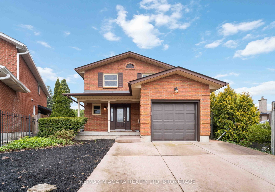 10-donegel-place-hamilton-ontario-x13248716