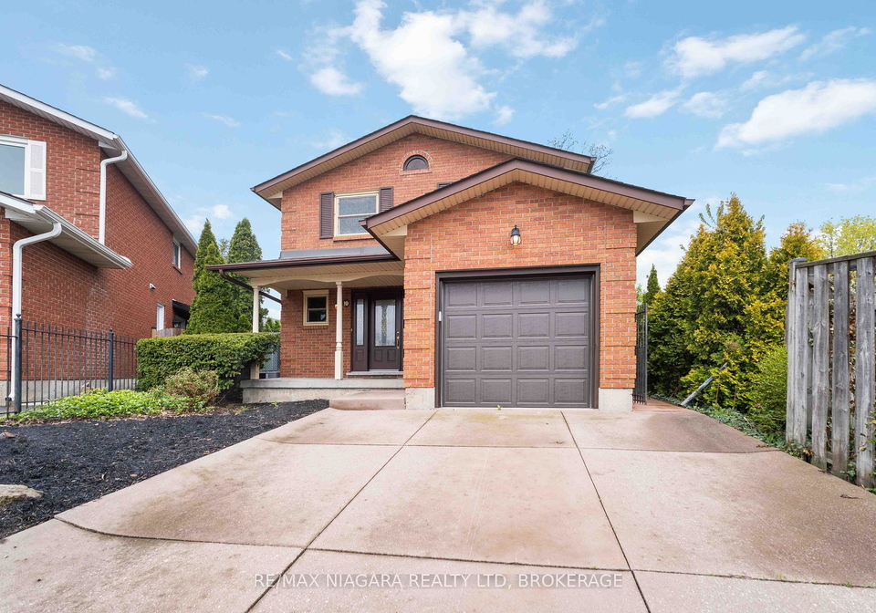 10-donegel-place-hamilton-ontario-x13248716