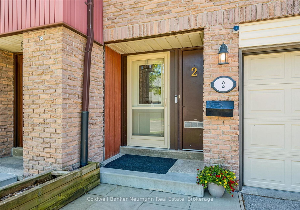 worton-avenue-guelph-ontario-x13249126