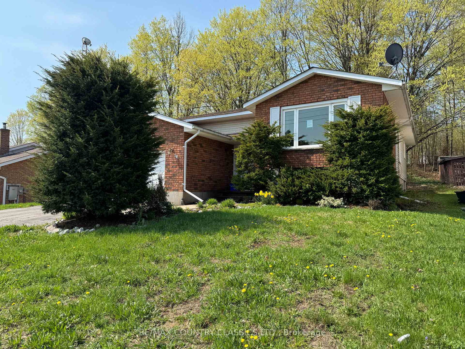 16-maple-street-bancroft-ontario-x13249184