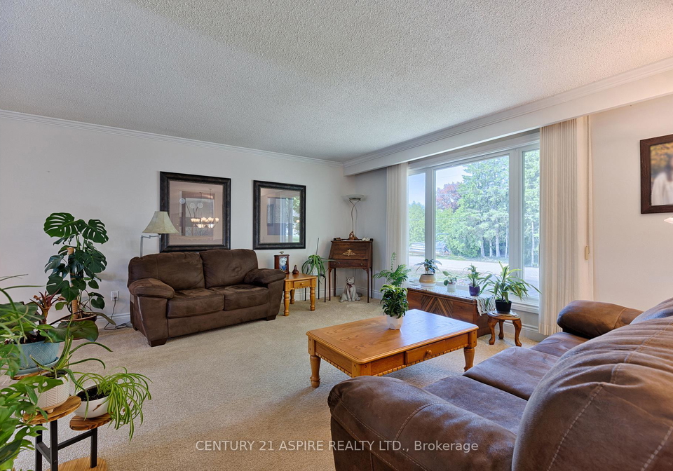 2-doris-street-petawawa-ontario-x13249372