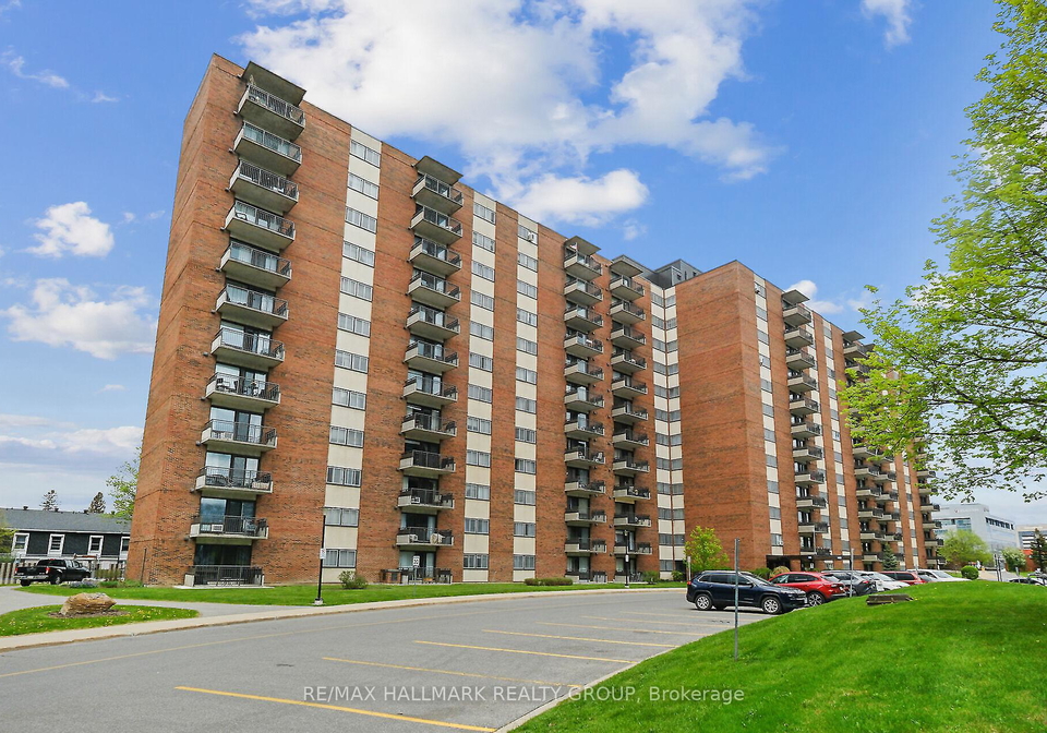 1485-baseline-road-ottawa-ontario-x13249484