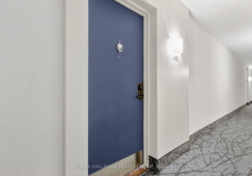 1485-baseline-road-ottawa-ontario-x13249484