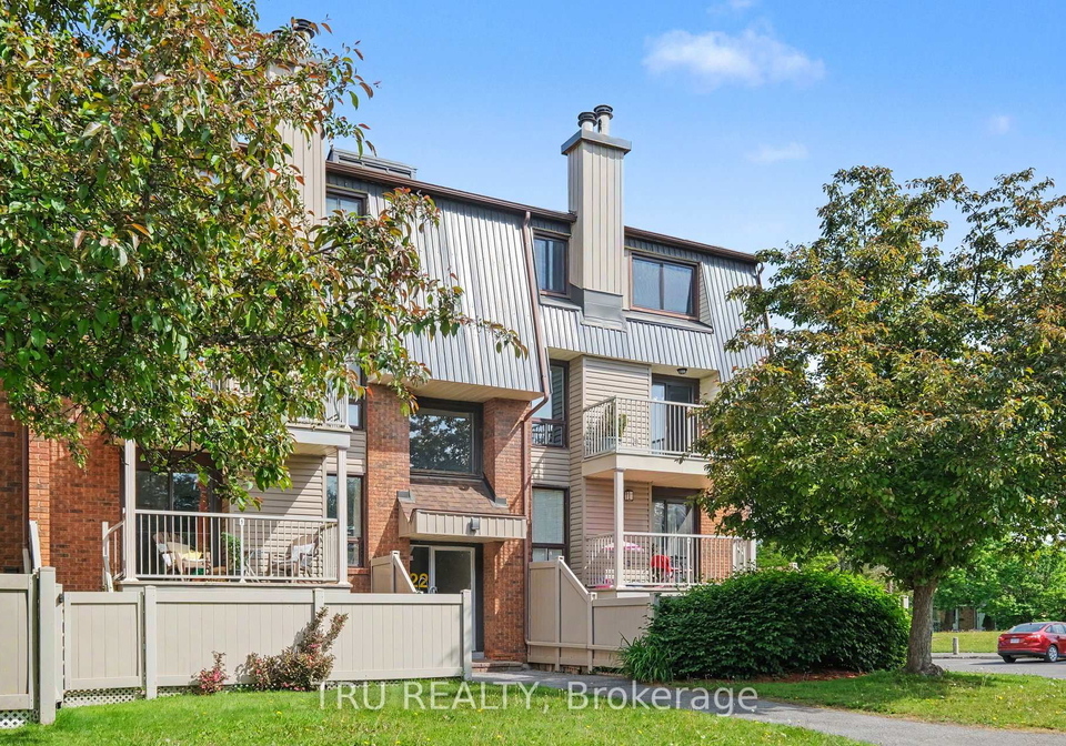 22-sweetbriar-circle-ottawa-ontario-x13249520