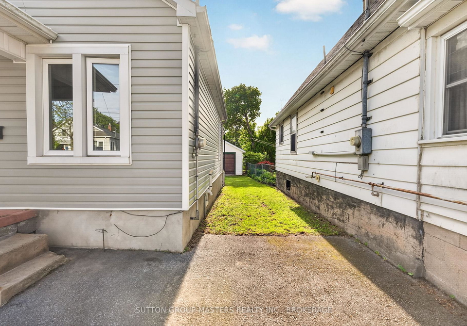 21-connaught-street-kingston-ontario-x13249670