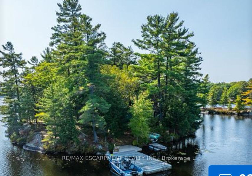 431-healey-lake-water-the-archipelago-ontario-x13249698
