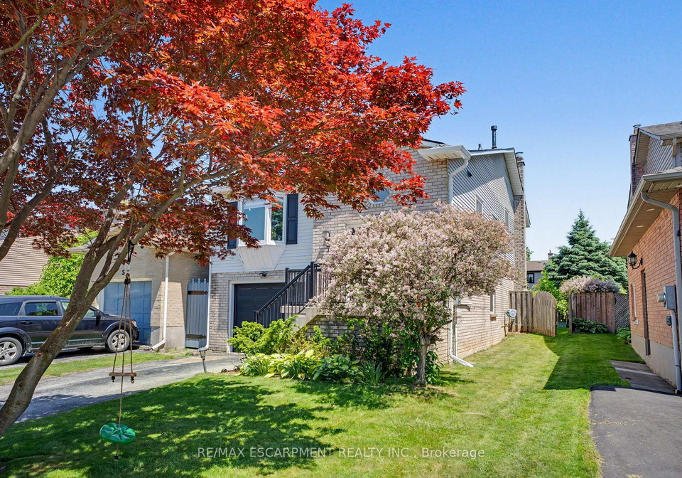 7-rembrandt-drive-grimsby-ontario-x13249914