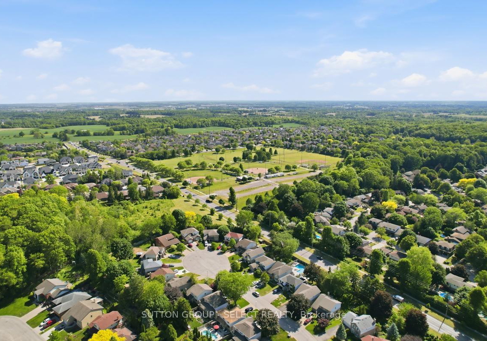 8-somerset-crescent-london-south-ontario-x13250084