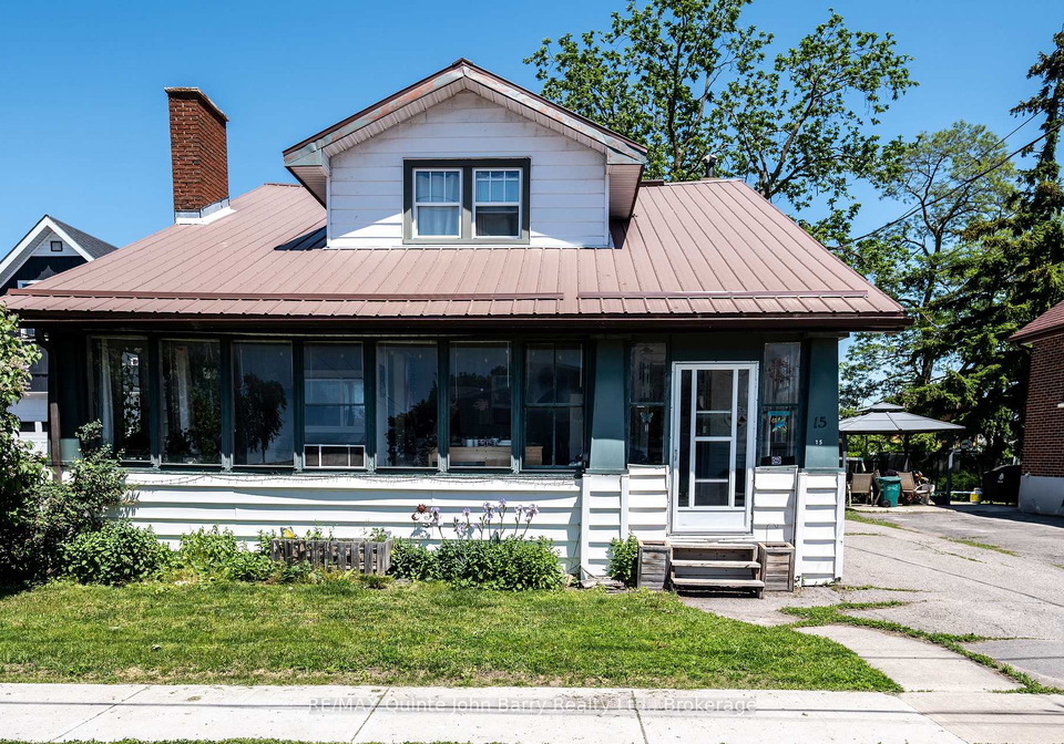 15-mercia-street-quinte-west-ontario-x13250418