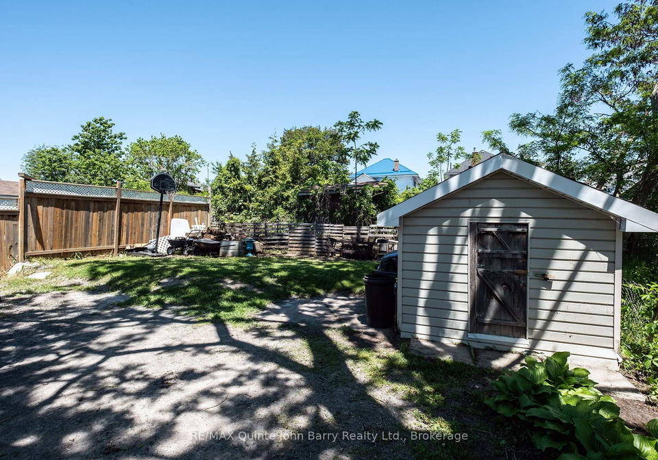 15-mercia-street-quinte-west-ontario-x13250418