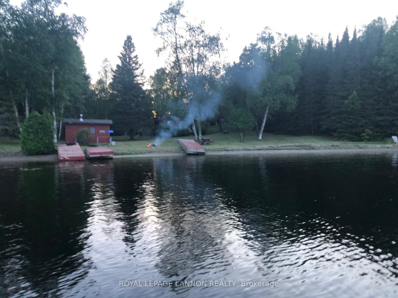 0-cranberry-thunder-bay-remote-area-ontario-x13250454