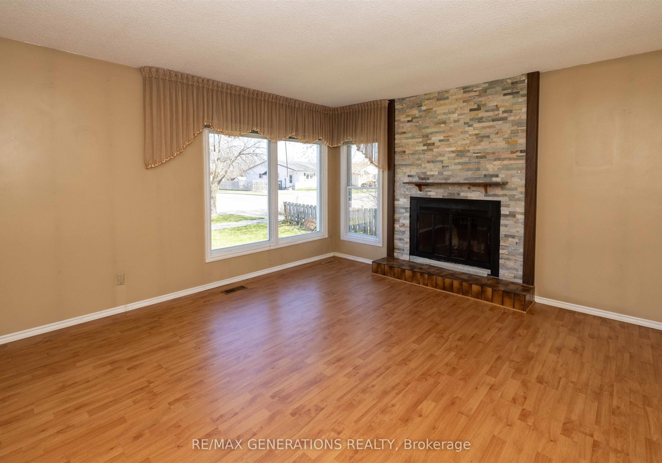 125-conestoga-street-thunder-bay-ontario-x13250484