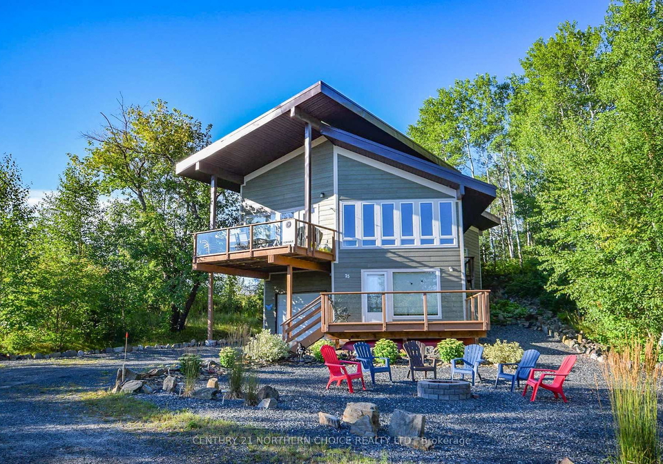 25-royal-lake-kenora-remote-area-ontario-x13250532