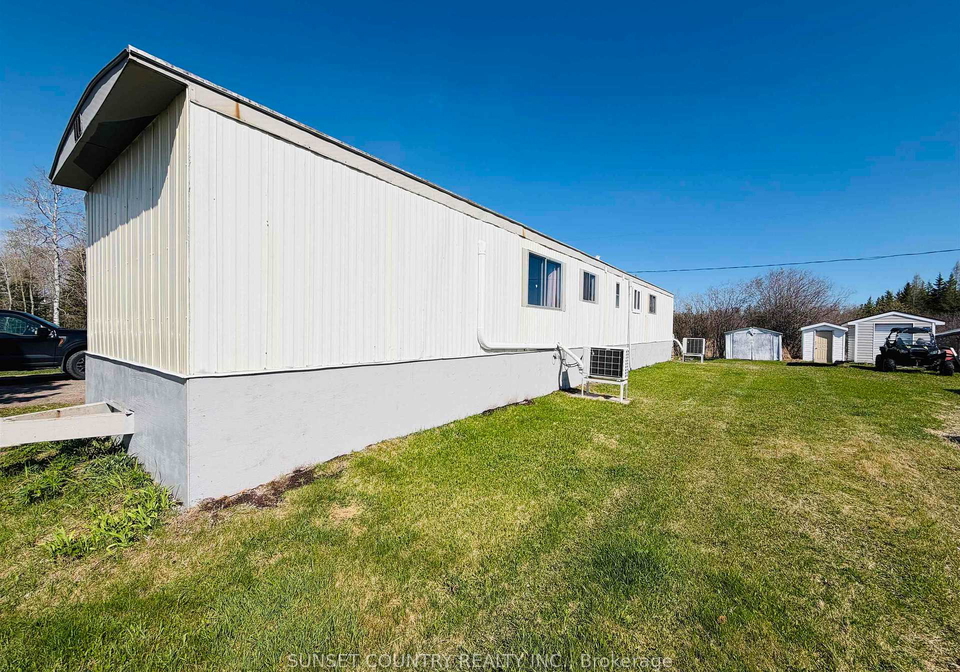 27-minnitaki-road-machin-ontario-x13250536