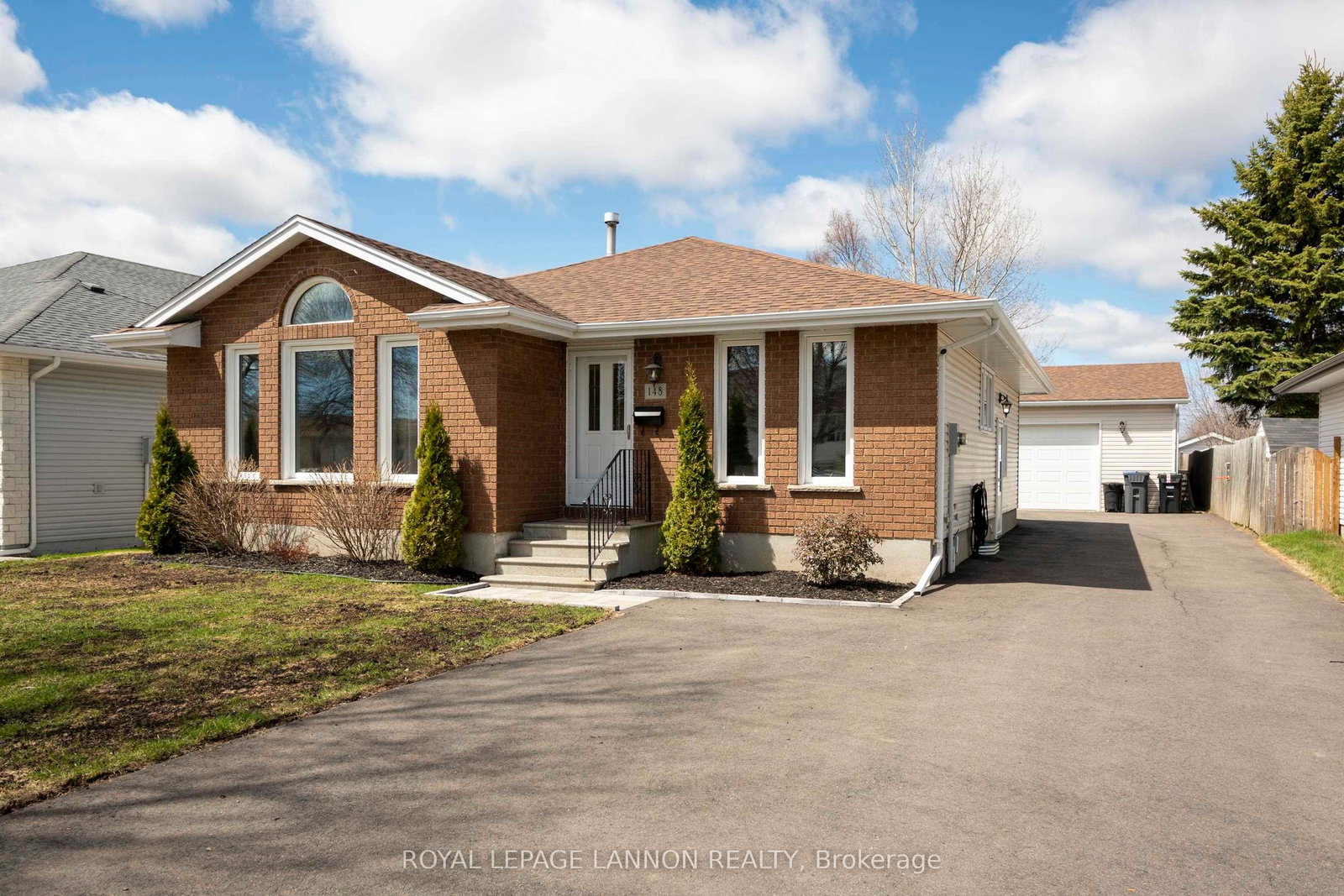 148-nottingham-crescent-thunder-bay-ontario-x13250572