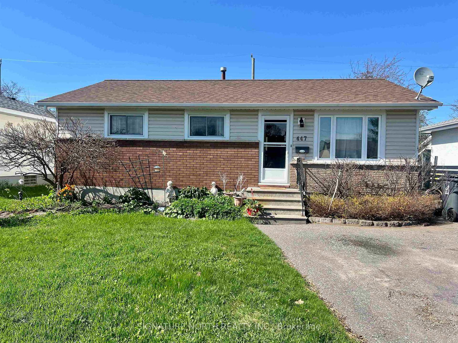 447-pineview-byway-thunder-bay-ontario-x13250574