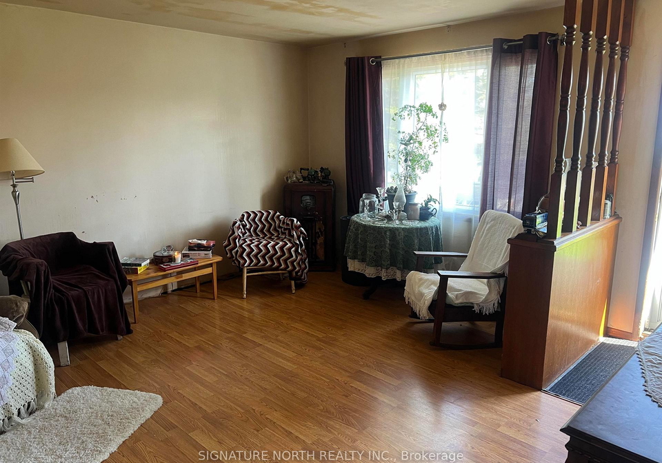 447-pineview-byway-thunder-bay-ontario-x13250574