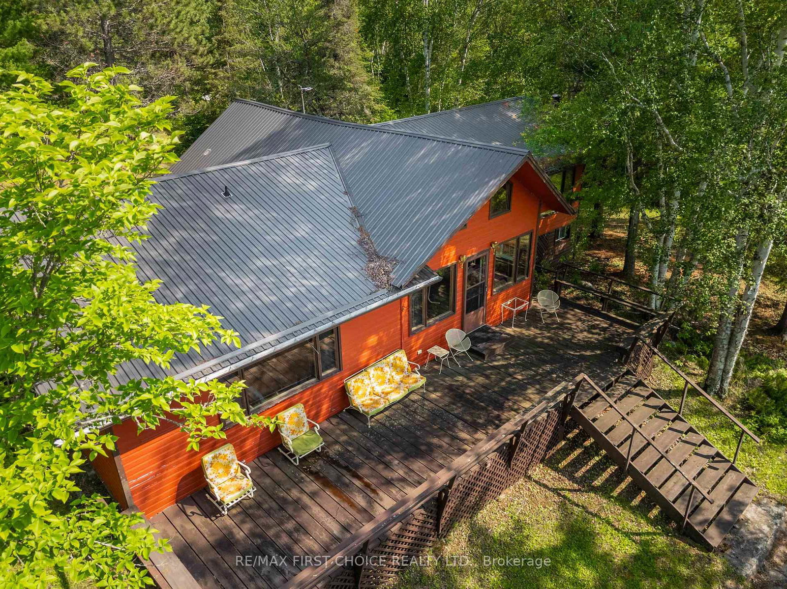s986-winnipeg-river-kenora-remote-area-ontario-x13250588