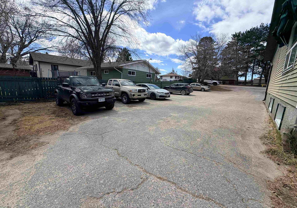 637-fifth-avenue-south-kenora-ontario-x13250598