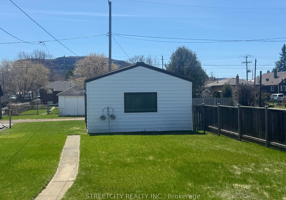 308-christina-street-w-thunder-bay-ontario-x13250622