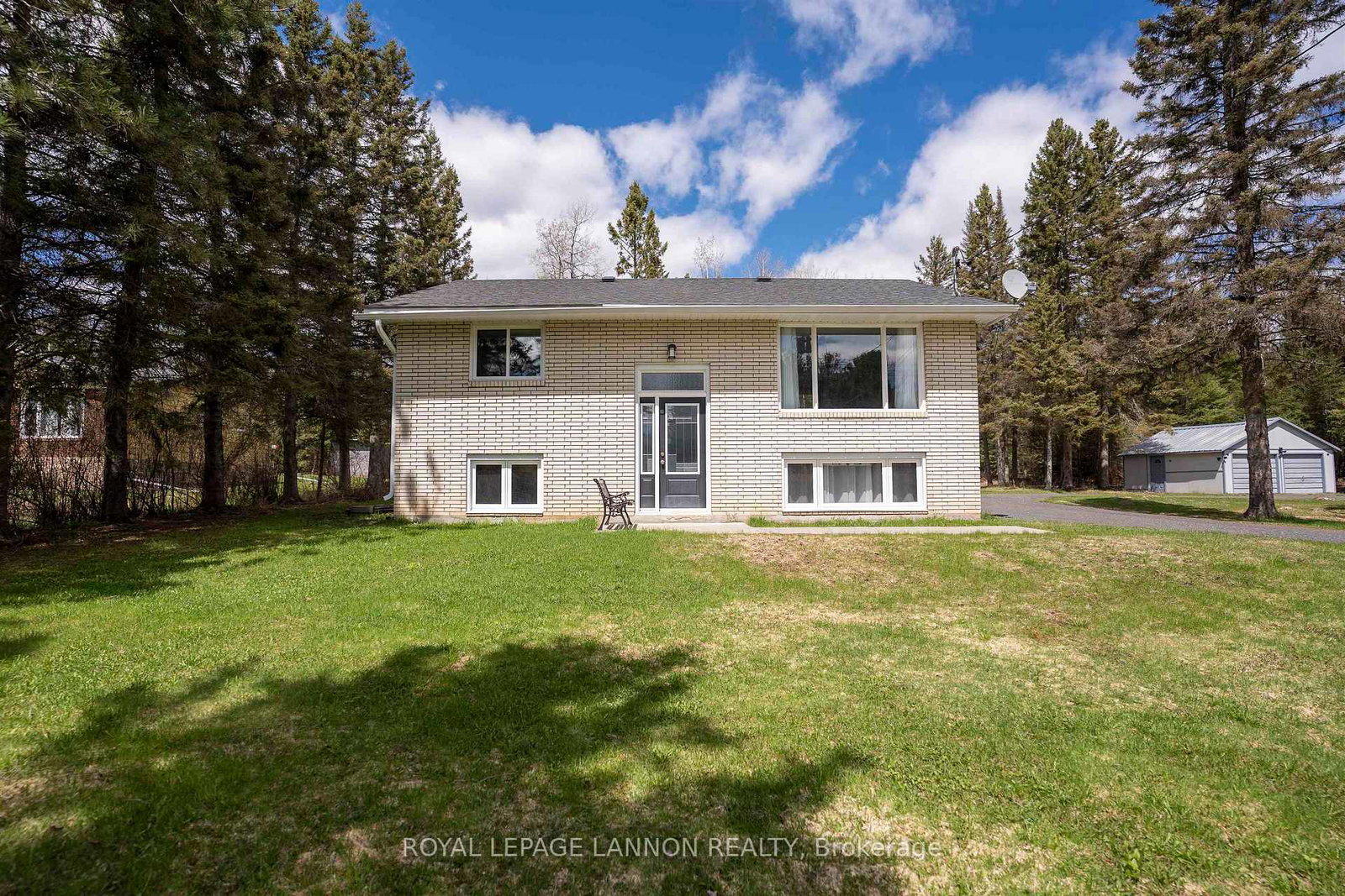 2190-oliver-road-thunder-bay-ontario-x13250666
