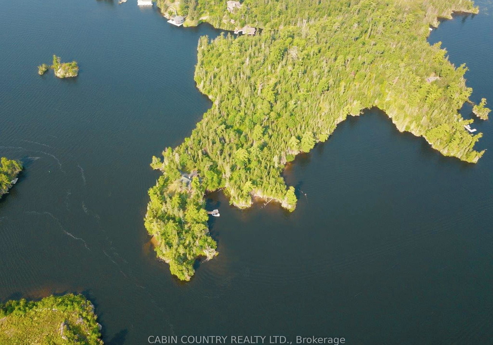 1-treaty-point-kenora-remote-area-ontario-x13250668