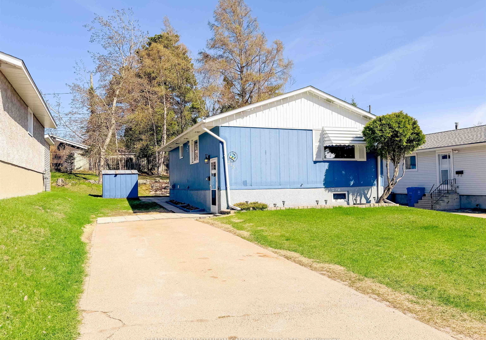 215-minto-drive-kenora-ontario-x13250676