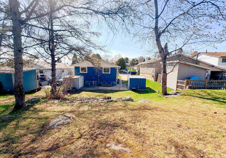 215-minto-drive-kenora-ontario-x13250676