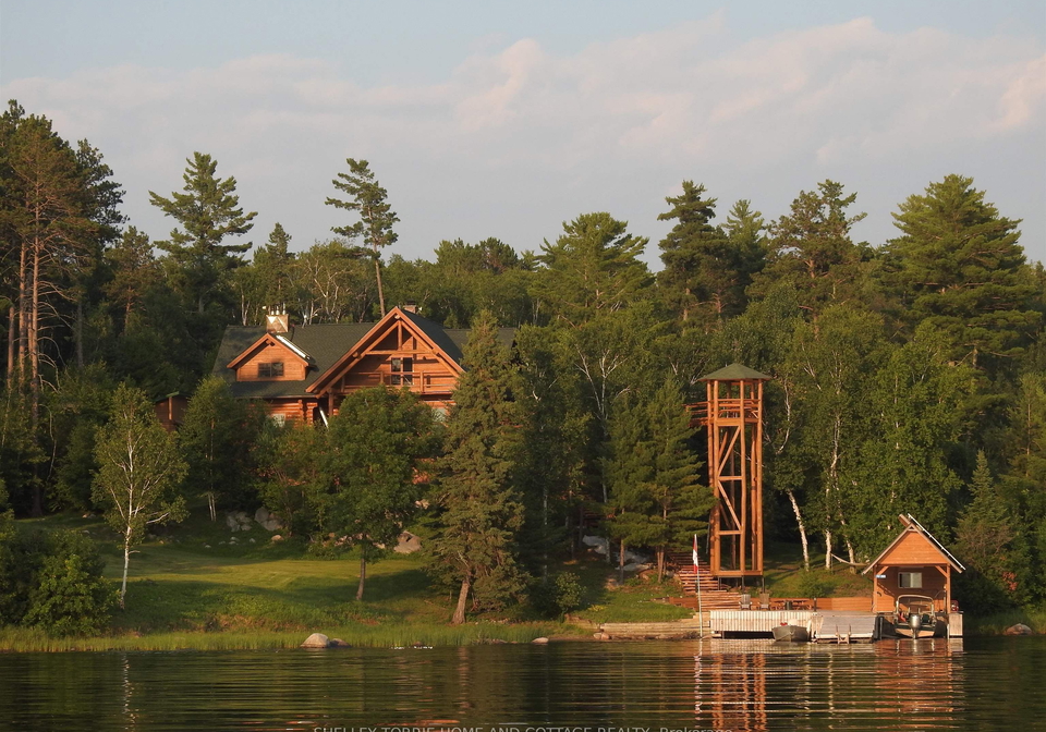 pipestone-peninsula-sioux-narrows-nestor-falls-ontario-x13250742