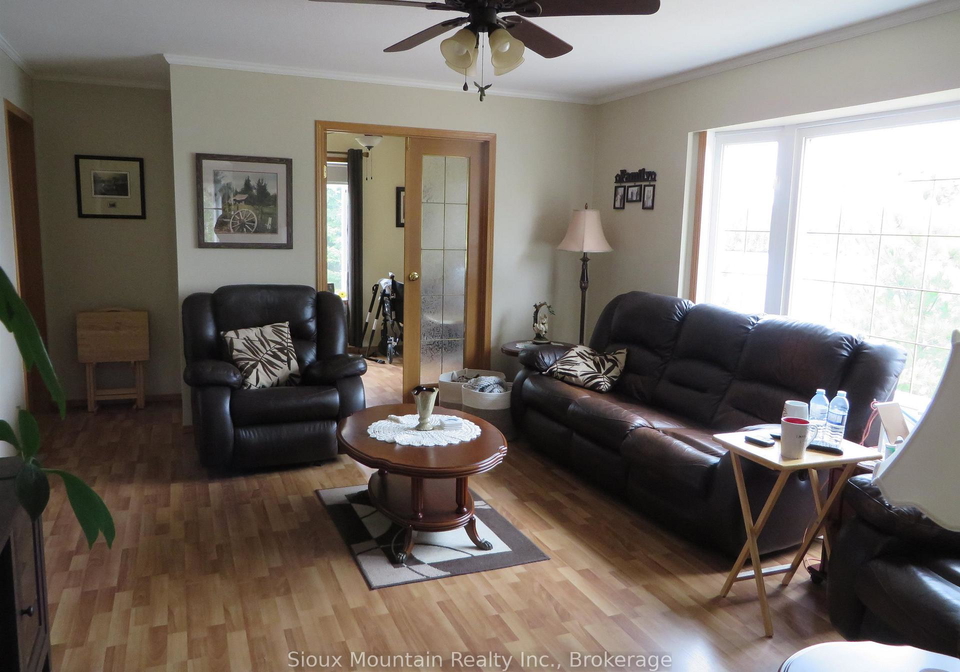 1840-south-shore-drive-sioux-lookout-ontario-x13250774