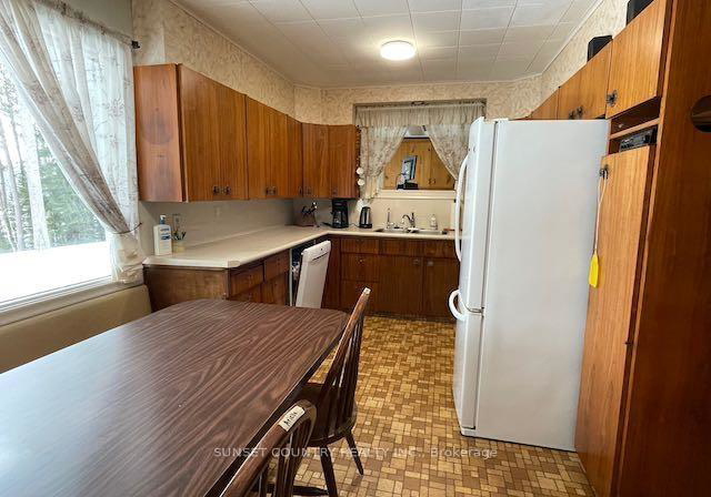 2044-hwy-105-kenora-remote-area-ontario-x13250814