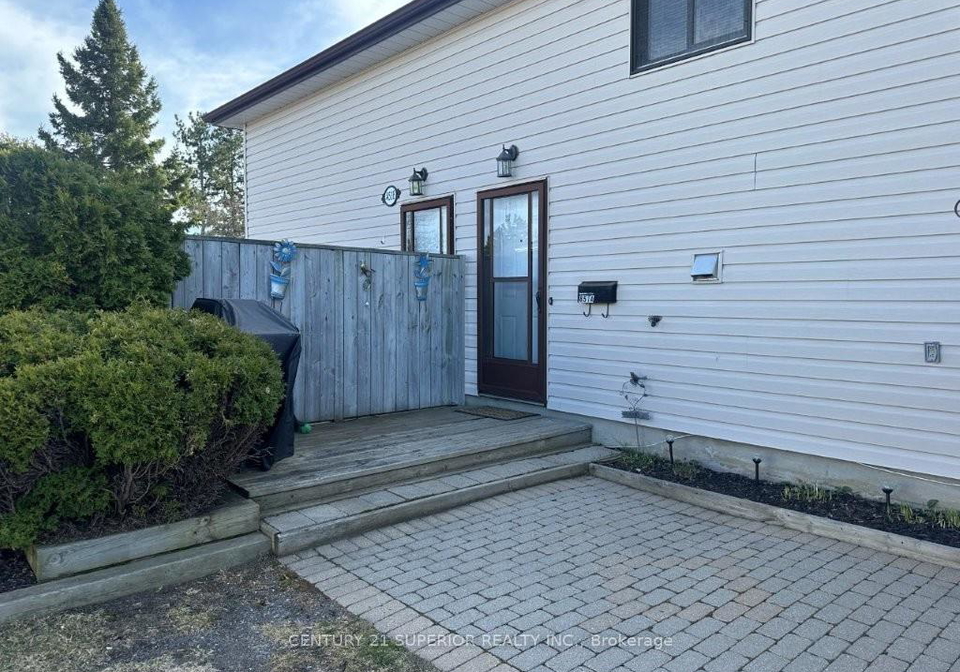 851-853-newport-avenue-thunder-bay-ontario-x13250884