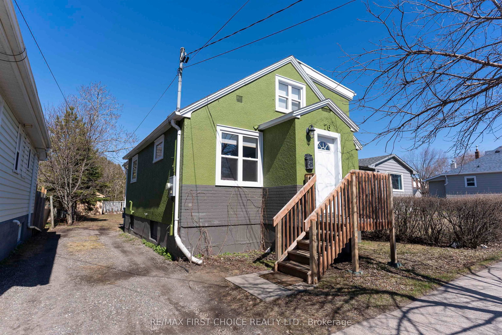 76-algonquin-avenue-s-thunder-bay-ontario-x13250906