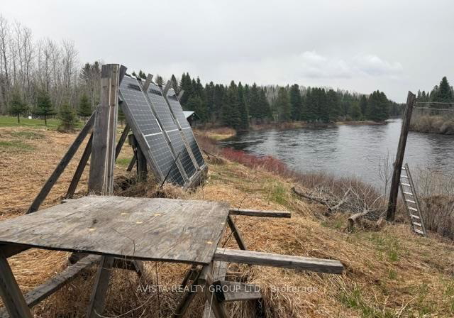 7073-hwy-11-17-thunder-bay-remote-area-ontario-x13250938