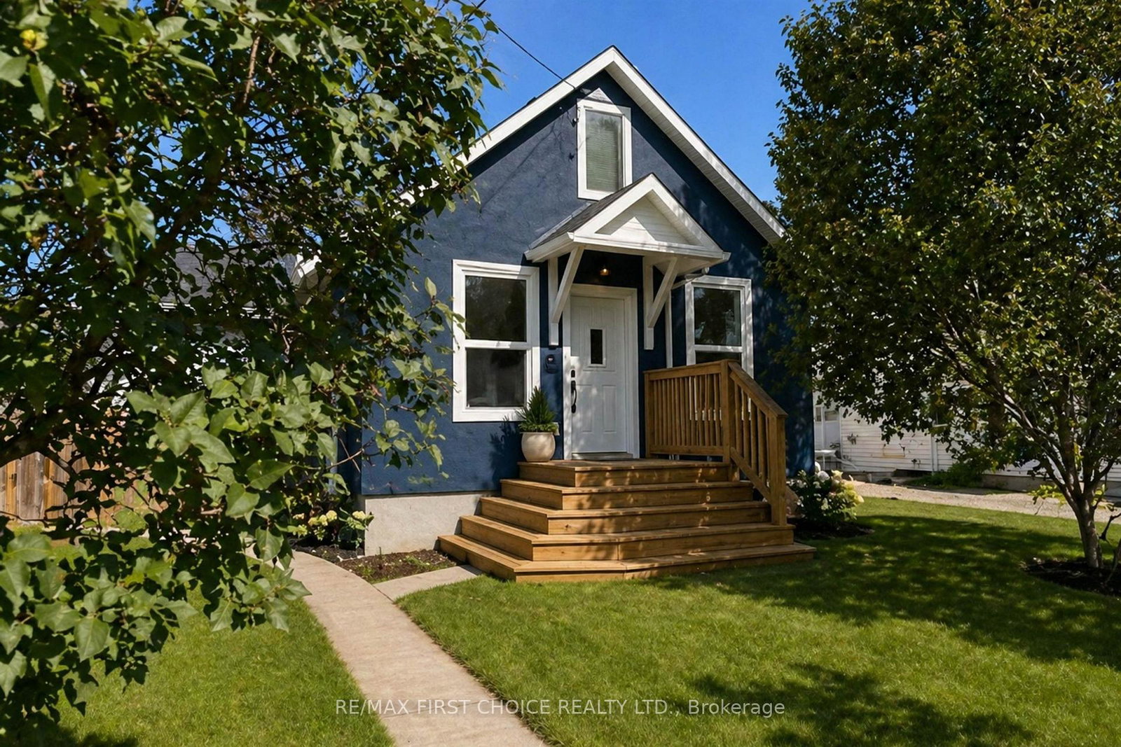 1202-second-street-e-fort-frances-ontario-x13250940