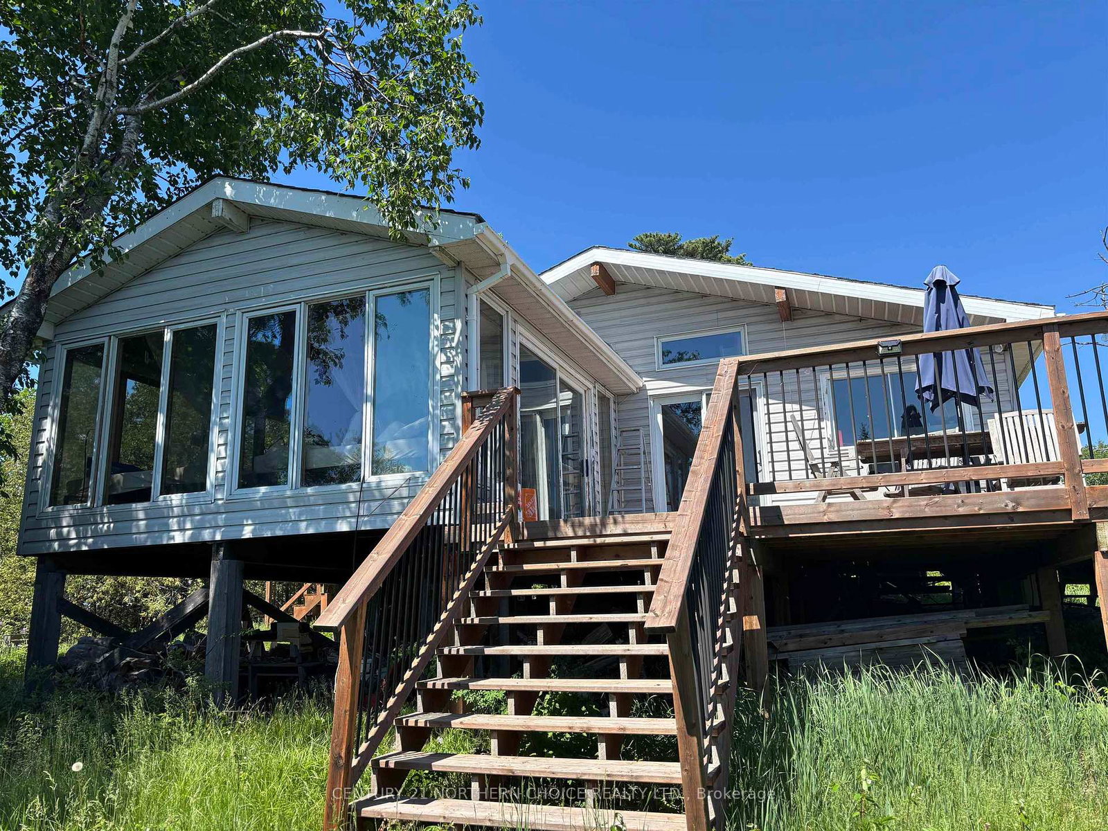 jo176-shoal-lake-kenora-remote-area-ontario-x13250994