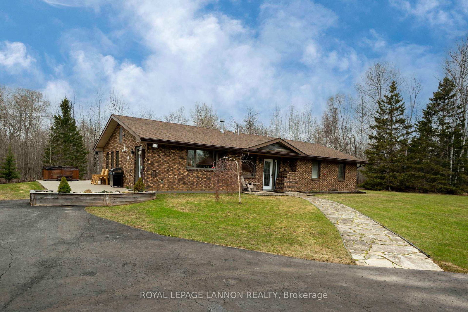 421-pole-line-road-oliver-paipoonge-ontario-x13251052