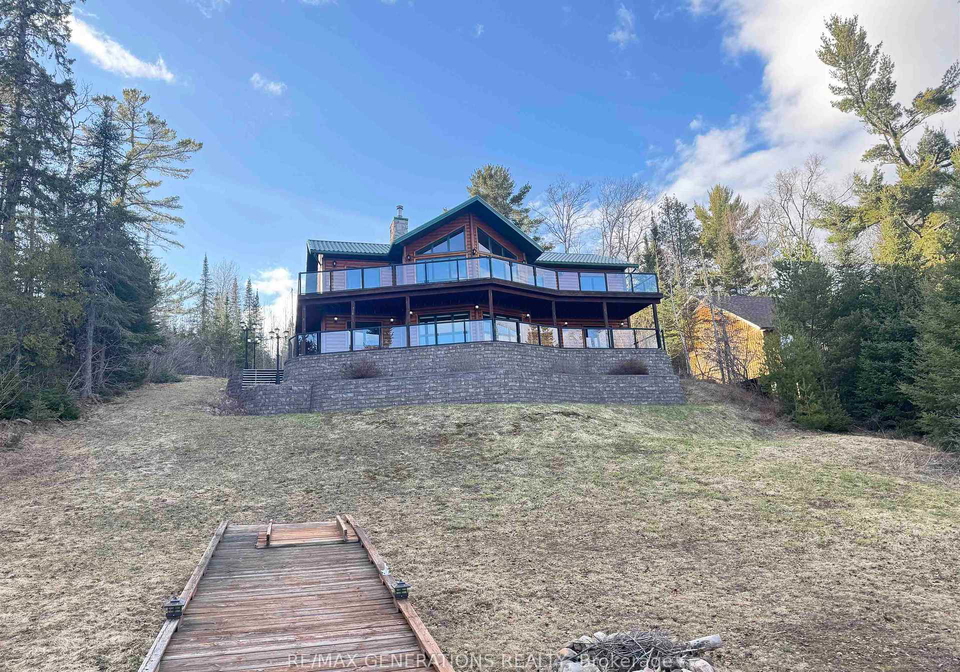 477-highway-586-thunder-bay-remote-area-ontario-x13251124