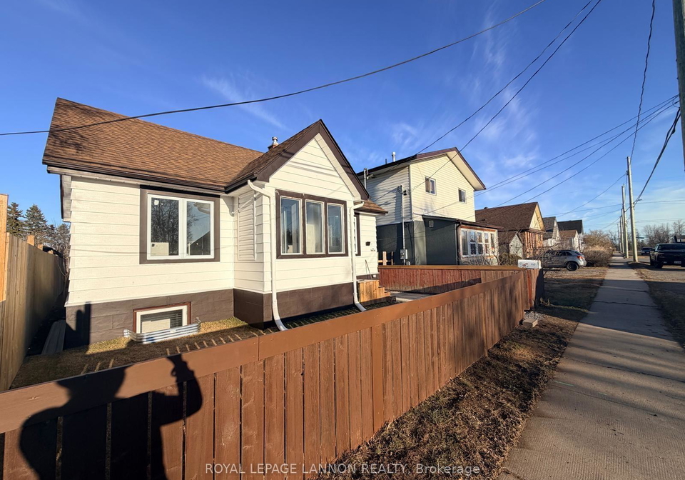 310-dewe-avenue-thunder-bay-ontario-x13251170