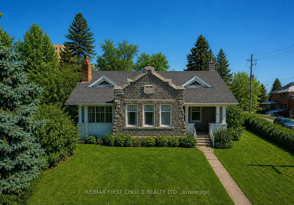 43-summit-avenue-thunder-bay-ontario-x13251242