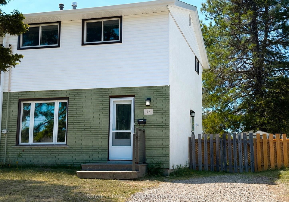 31-matthews-street-thunder-bay-ontario-x13251298