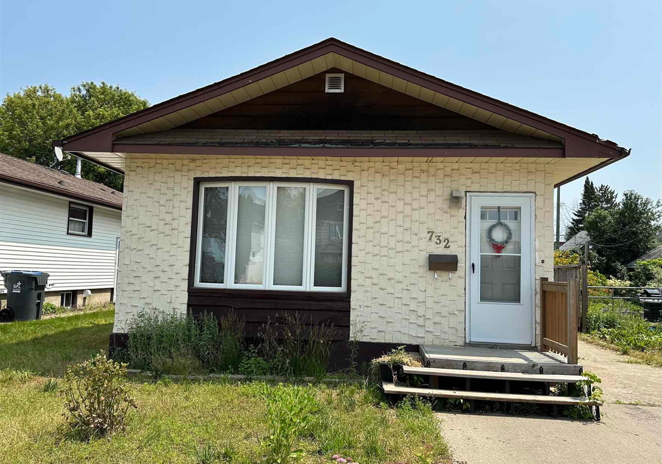 732-marks-street-s-thunder-bay-ontario-x13251340