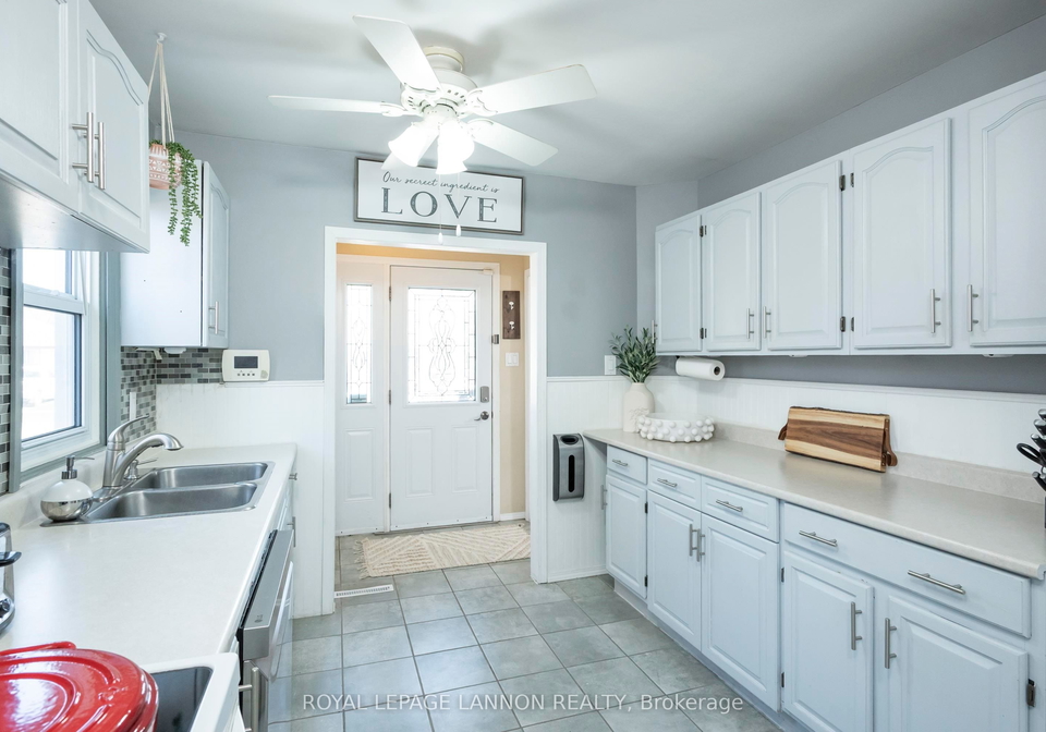 138-christina-street-e-thunder-bay-ontario-x13251434