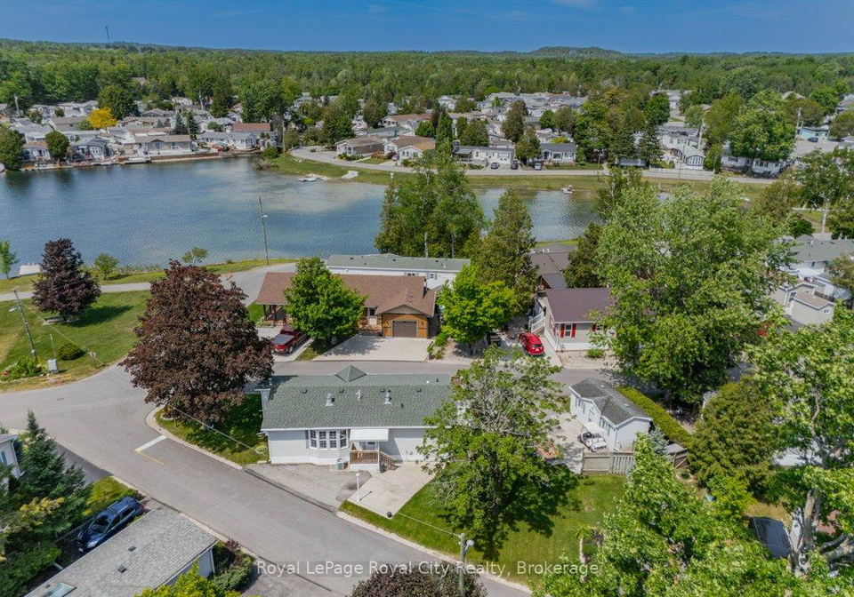 1-pine-lane-puslinch-ontario-x13251506