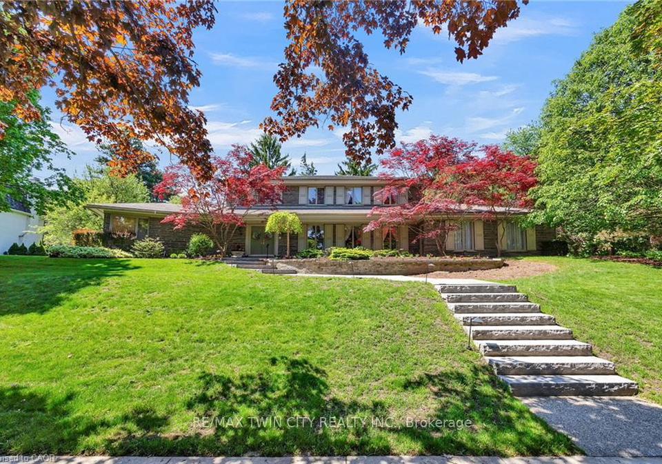 61-huntley-crescent-kitchener-ontario-x13251536