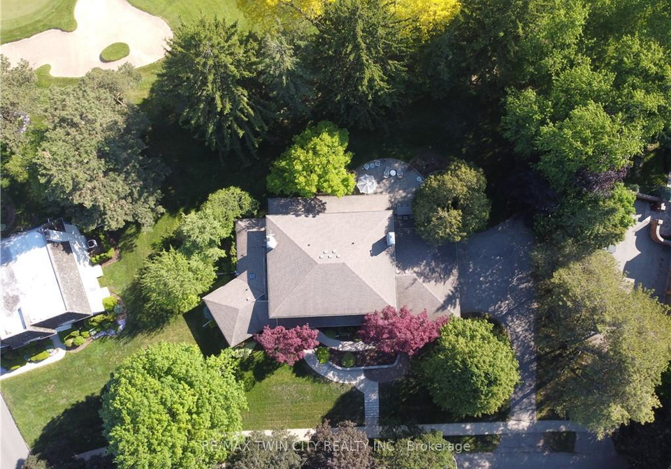 61-huntley-crescent-kitchener-ontario-x13251536