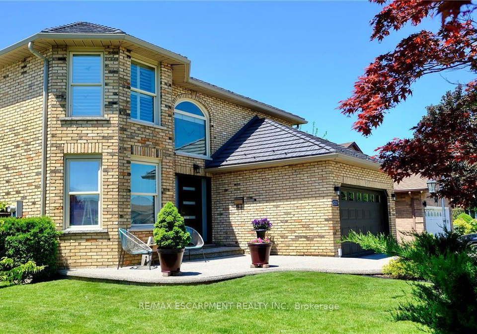 6-regal-drive-hamilton-ontario-x13255348