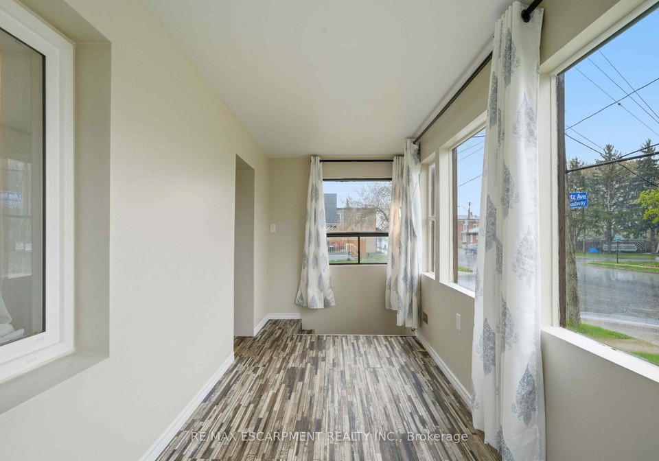 107-broadway-street-welland-ontario-x13255492